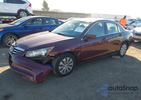 2011 Honda Accord 2.4 Lx из США, поврежденный, VIN 1HGCP2E37BA095582